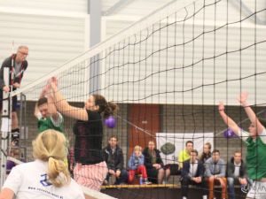 UA131109volleybal102..JPG